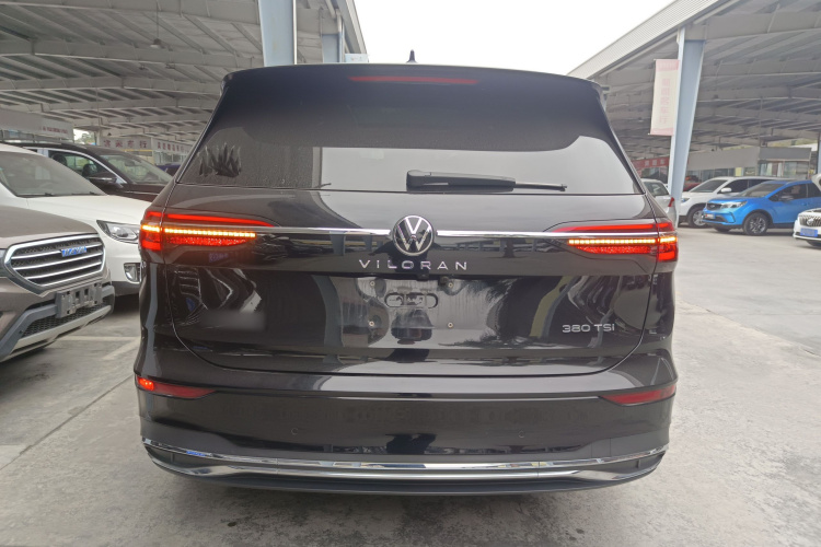 大众 威然 2022款 380TSI 尊贵版车身外观6