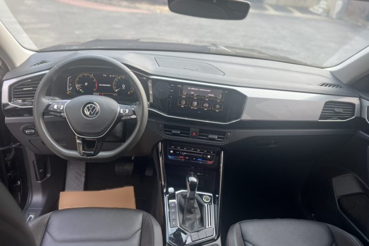 大众 探岳 2021款 330TSI 两驱豪华智联版Plus中控内饰7005