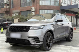 路虎 揽胜星脉 2021款 P250 熠黑珍藏版