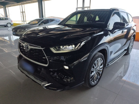 丰田 汉兰达 2022款 380T 四驱尊贵版 7座