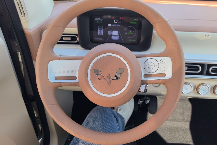 五菱汽车 宏光MINIEV 2024款 第三代 215km 青春版局部细节13