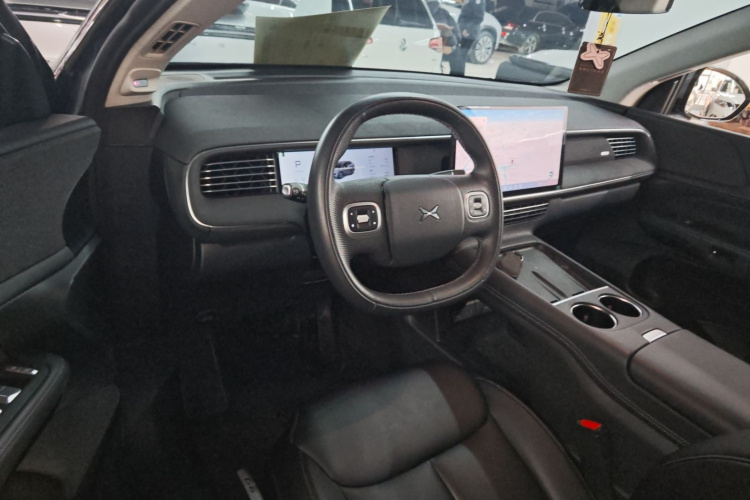 小鹏G6 2023款 580 长续航 Pro中控内饰12