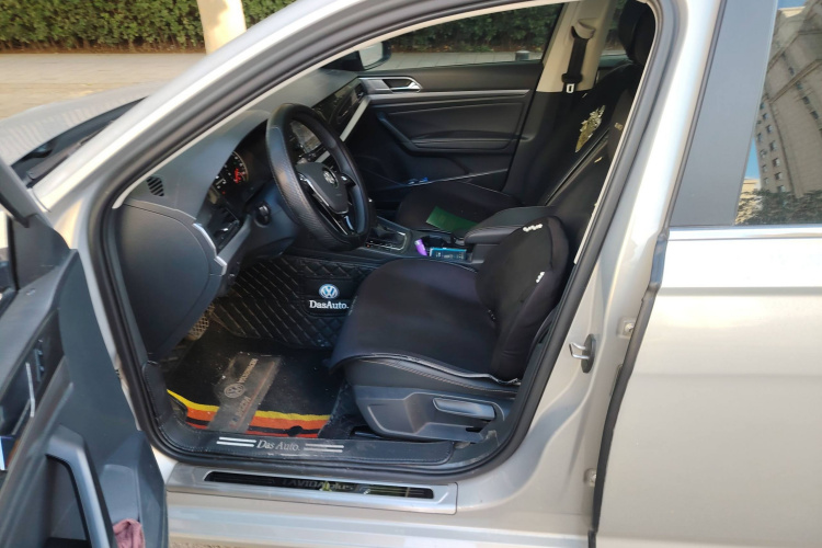 大众 朗逸 2018款 1.5L 自动舒适版 国V中控内饰19