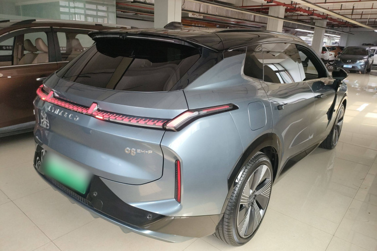 领克08 EM-P 2025款 220km 四驱性能Halo车身外观6005