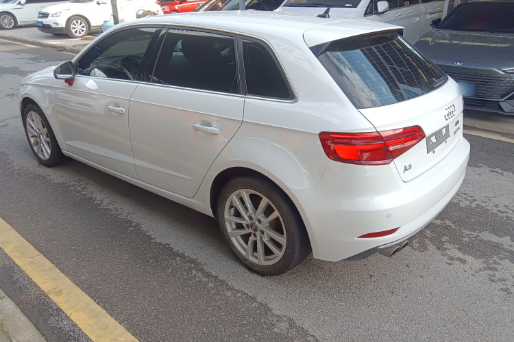 奥迪A3 2020款 Sportback 35 TFSI 进取型 国VI车身外观4