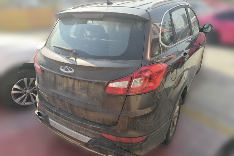 奇瑞 瑞虎5 2014款 2.0L 手动家悦版车身外观7