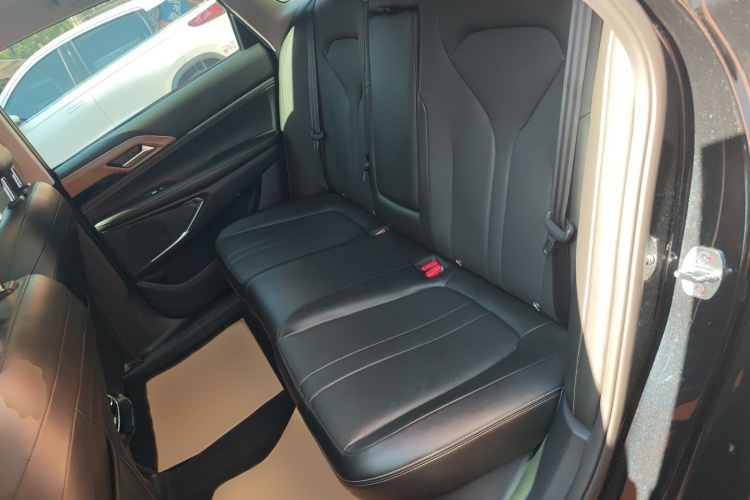 小鹏P5 2024款 500Pro版中控内饰7004