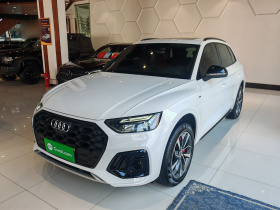 奥迪Q5L 2024款 40 TFSI 豪华动感型