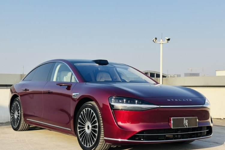 鸿蒙智行 享界S9 2025款 增程 Ultra车身外观6010