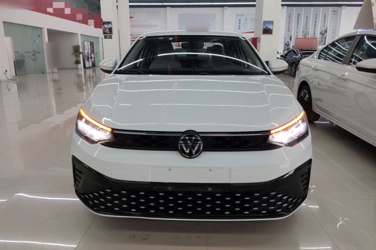大众 朗逸 2023款 新锐 1.5L 自动新逸版车身外观2