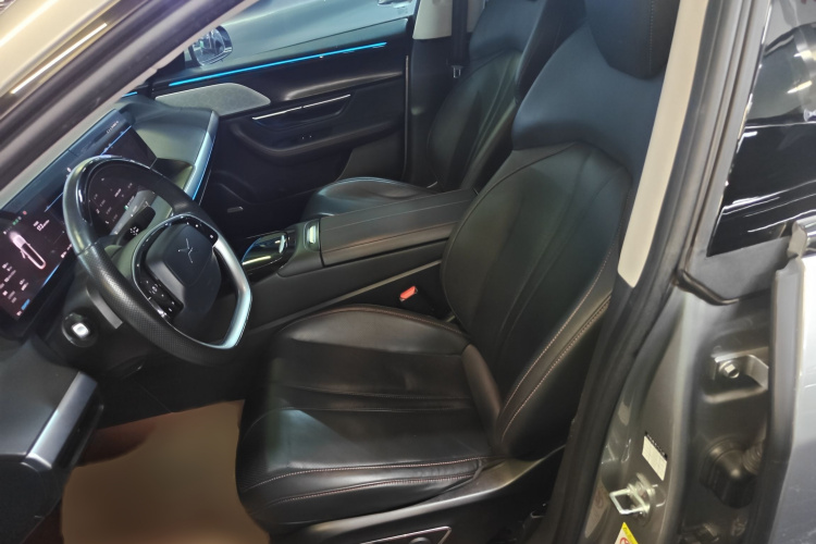 小鹏P7 2022款 480E局部细节19