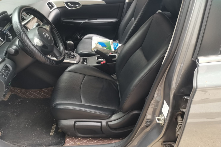 日产 轩逸 2021款 经典 1.6XE CVT舒适版中控内饰19