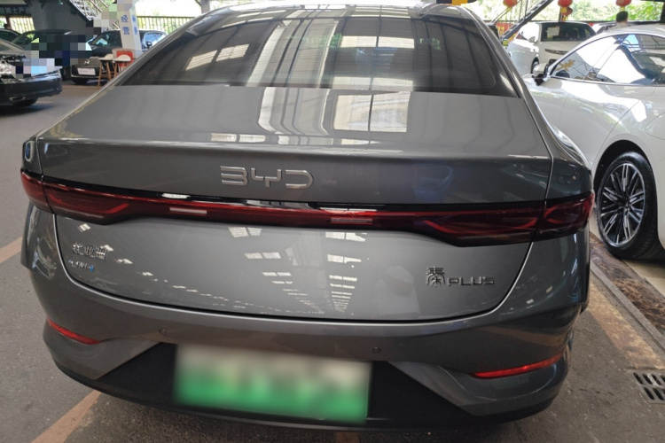 比亚迪 秦PLUS 2025款 DM-i 智驾版 55KM领先型车身外观6