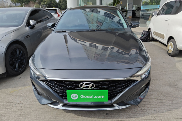 现代 菲斯塔 2021款 280TGDi GLX精英版车身外观2