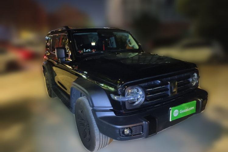 坦克300 2024款 2.0T 征服者车身外观3