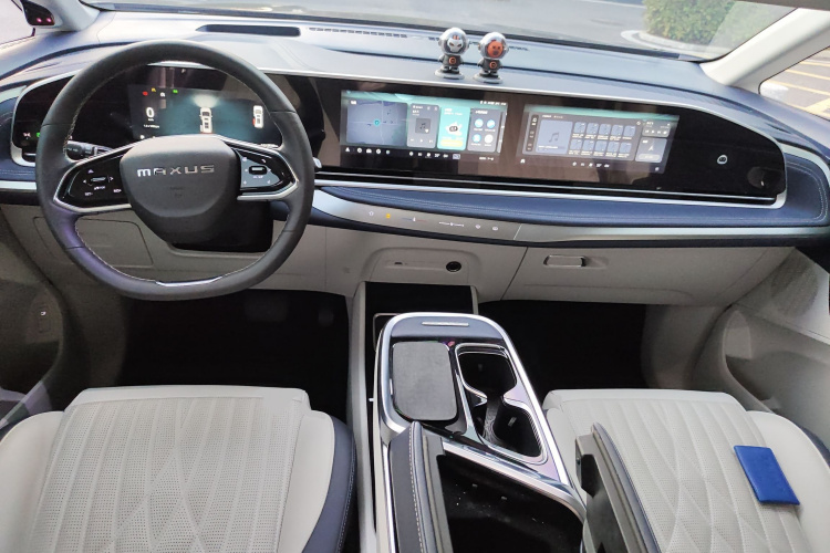 上汽大通MAXUS 大通G90 2022款 2.0T 星际七座版中控内饰7002