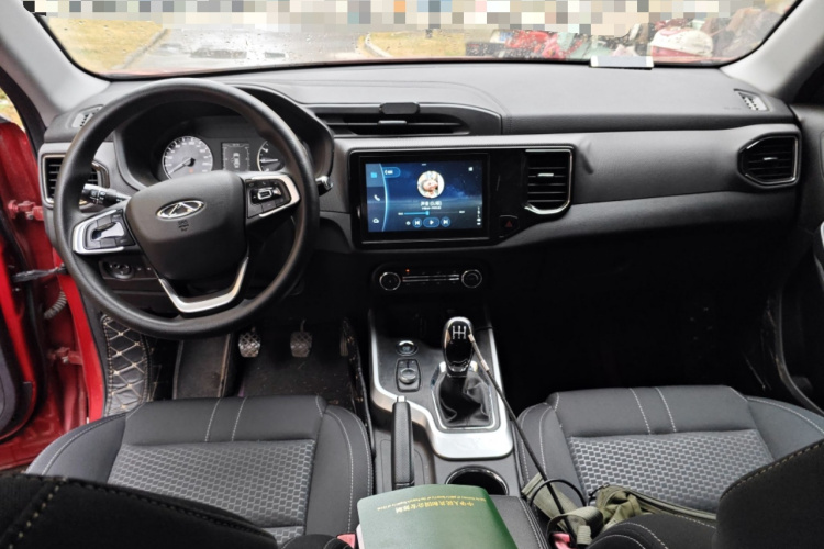 奇瑞 瑞虎5x 2019款 HERO 1.5L 手动时尚版中控内饰12