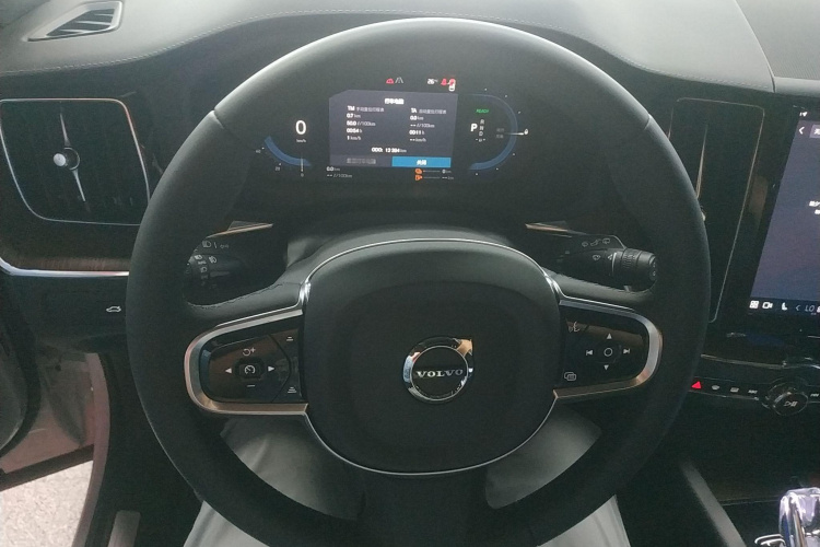 沃尔沃XC60新能源 2025款 插电式混动 长续航四驱智远豪华版局部细节13