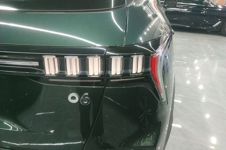 领克06 2023款 Remix 1.5T Hero车身外观9