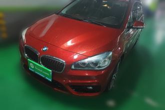 宝马2系多功能旅行车 2015款 218i 运动设计套装