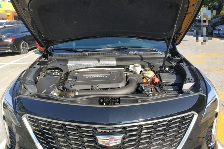 凯迪拉克XT4 2018款 28T 两驱领先型局部细节24