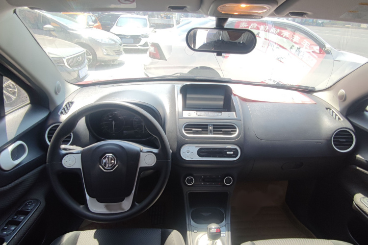 名爵3 2013款 1.5L AMT精英版中控内饰7001