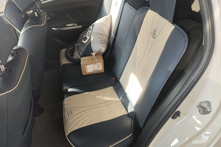 丰田 YARiS L 致炫 2016款 1.5E 自动劲速版中控内饰21