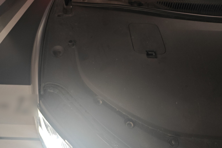 鸿蒙智行 智界S7 2024款 Max 后驱长航智驾版局部细节9006