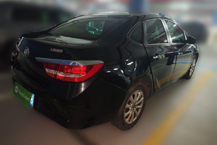 别克 英朗 2013款 GT 1.6L 自动时尚版车身外观7