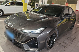 长安UNI-V 2024款 1.5T 高能版