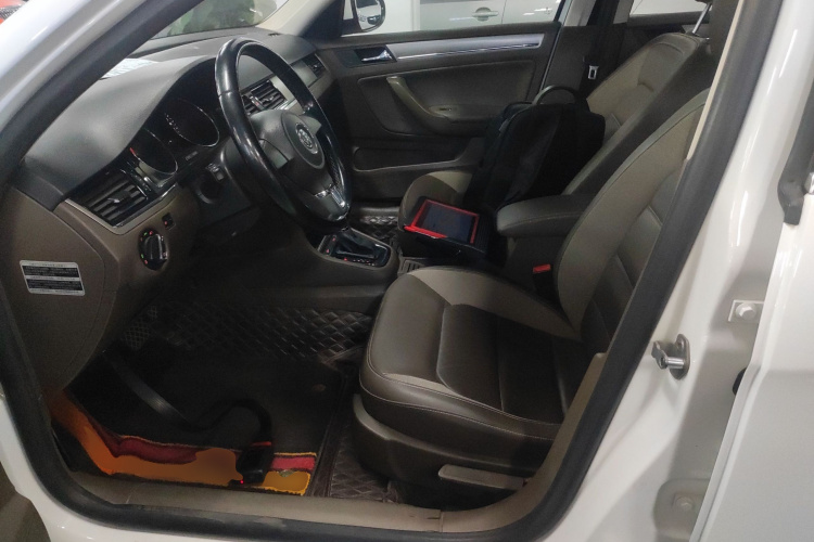 大众 宝来 2014款 1.4TSI 自动舒适型局部细节19