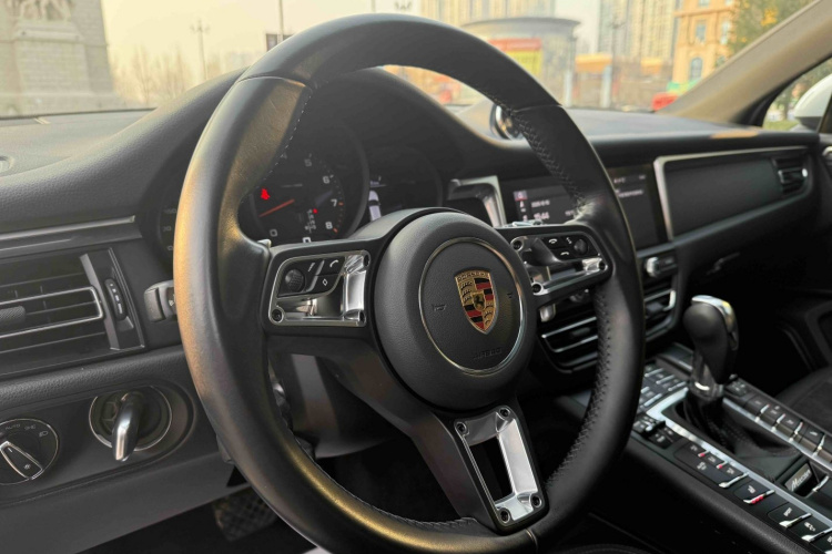 保时捷 2021款 Macan 2.0T中控内饰7005