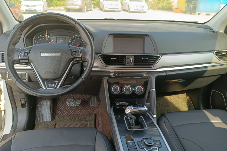 哈弗H6 2018款 蓝标 运动版 1.5T 自动两驱精英型中控内饰7003