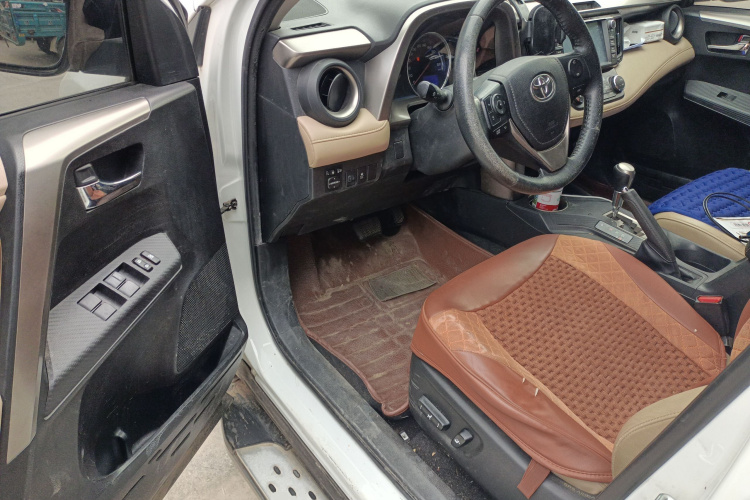 丰田 RAV4荣放 2013款 2.0L CVT四驱新锐版中控内饰20