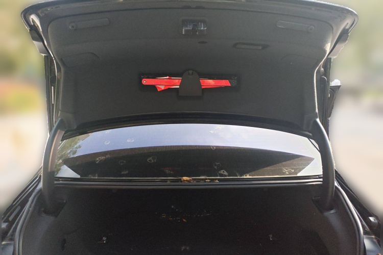 奥迪A6L 2018款 30周年年型 35 TFSI 时尚型局部细节23