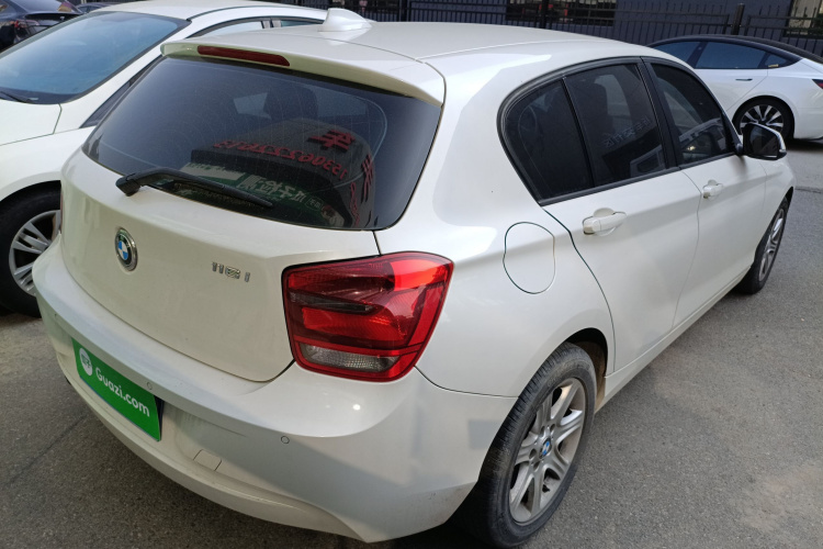 宝马1系(进口) 2013款 改款 116i 领先型车身外观7