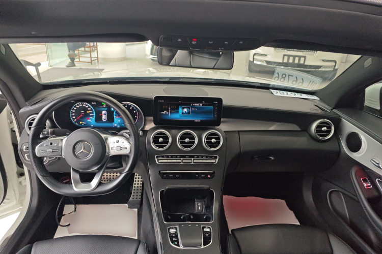 奔驰C级(进口)  C 260 轿跑车中控内饰7002