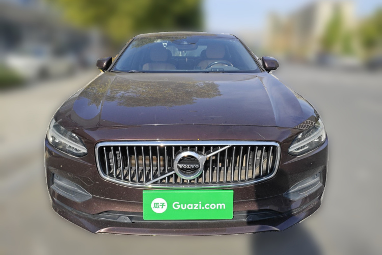 沃尔沃S90 2017款 T4 智逸版车身外观2