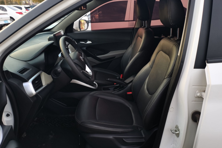 宝骏510 2017款 1.5L 手动舒适型中控内饰19