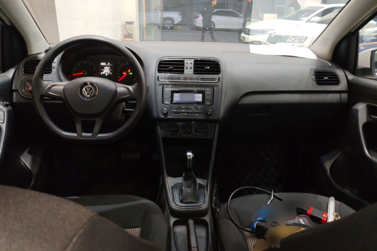 大众 Polo 2016款 1.4L 自动风尚型中控内饰12