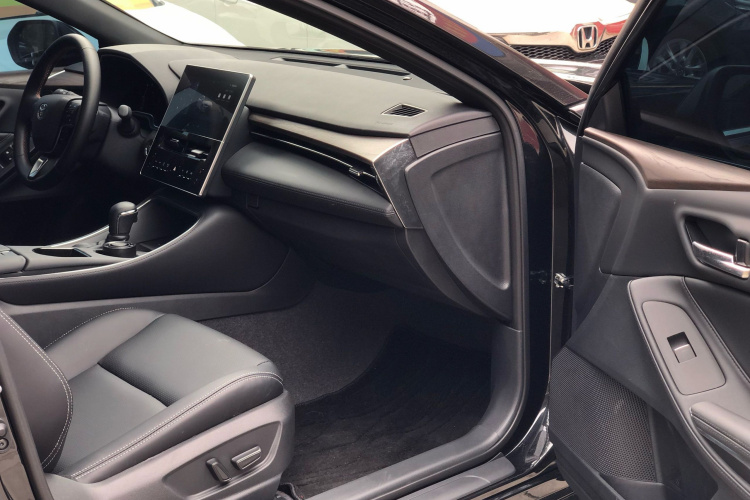 丰田 亚洲龙 2024款 2.0L 进取版中控内饰7002