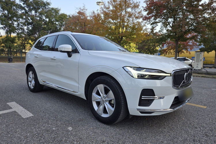 沃尔沃XC60 2022款 B5 四驱智逸运动版车身外观6002