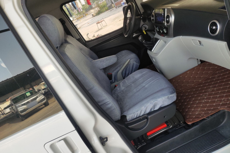 江淮瑞风 瑞风M3 2019款 创客版 1.8L 豪华型局部细节41