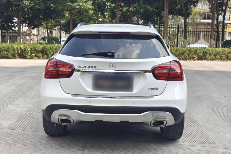 奔驰GLA 2018款 GLA 200 动感型车身外观6005