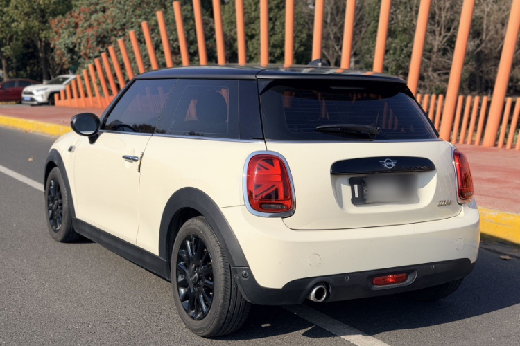 MINI 2019款 1.5T COOPER 经典派车身外观6007