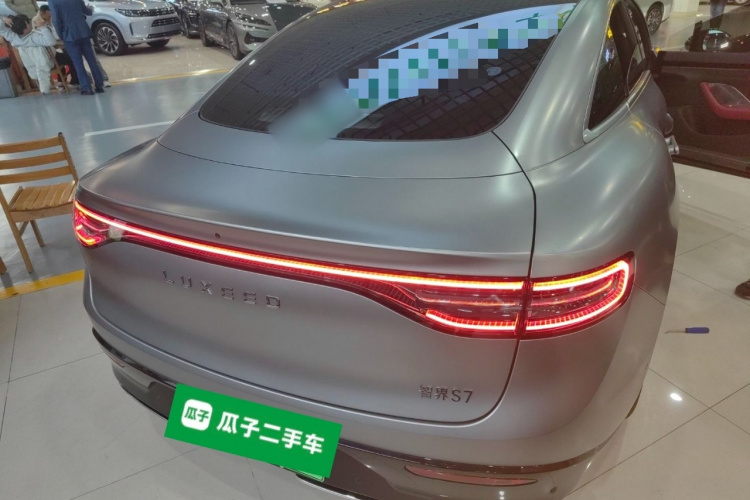 鸿蒙智行 智界S7 2024款 Max 后驱长航智驾版车身外观6005