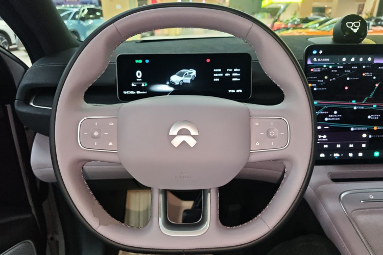 蔚来EC6 2025款 75kWh中控内饰13