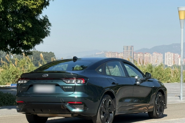 福特 蒙迪欧 2023款 1.5T E-混动 ST-Line车身外观6001