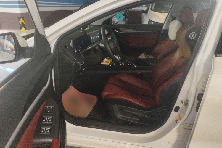 长安 逸动 2021款 PLUS 蓝鲸NE 1.4T GDI DCT尊贵型中控内饰20