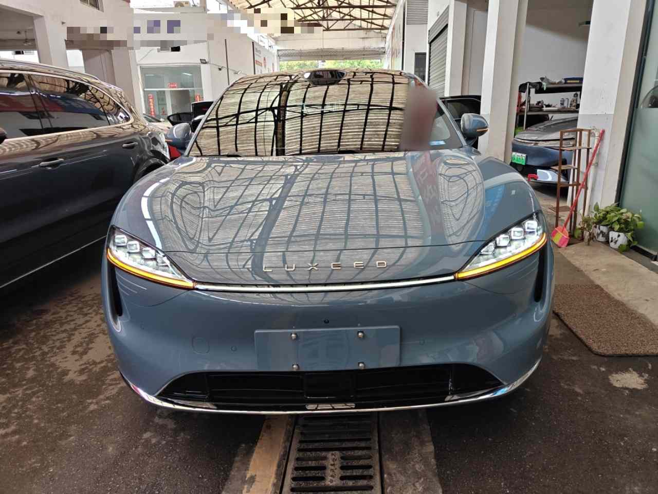 鸿蒙智行 智界R7 2025款 增程 251km Max(1)